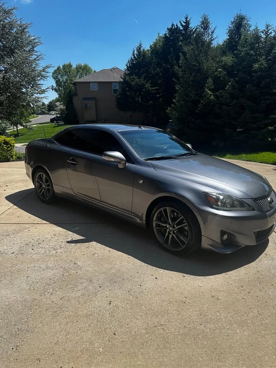 2014 Lexus IS 2nd Gen - Image 6 of 11