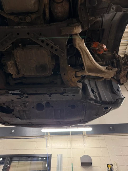 2014 Lexus IS 3rd Gen - Image 10 of 13