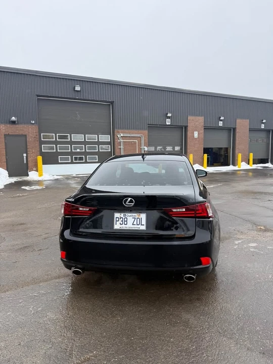 2014 Lexus IS 3rd Gen - Image 4 of 13