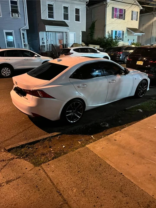2014 Lexus IS 3rd Gen - Image 15 of 17