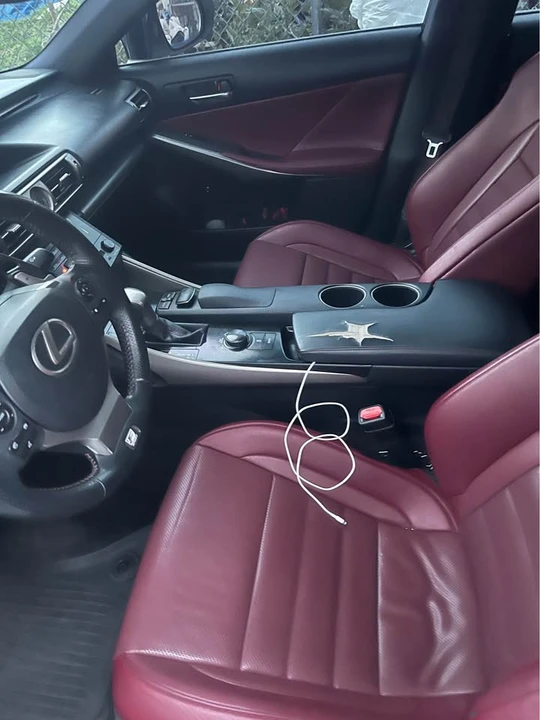 2014 Lexus IS 3rd Gen - Image 6 of 17