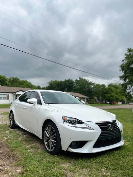 2014 Lexus IS F 2nd Gen - Image 9 of 11