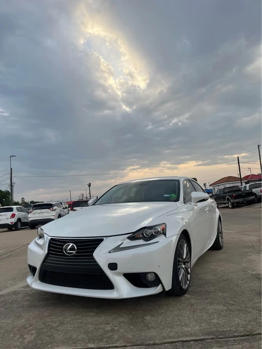 2014 Lexus IS F 2nd Gen - Image 7 of 11