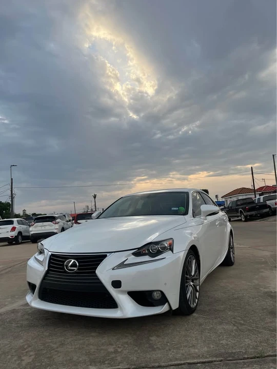 2014 Lexus IS F 2nd Gen - Image 6 of 11