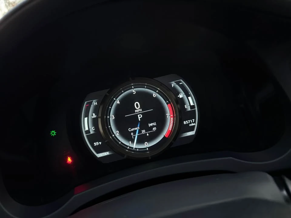2014 Lexus IS F 2nd Gen - Image 17 of 20