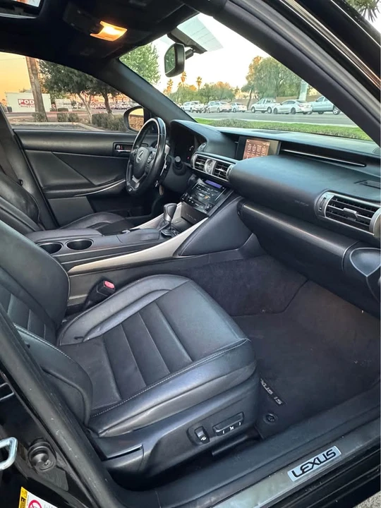 2014 Lexus IS F 2nd Gen - Image 10 of 20