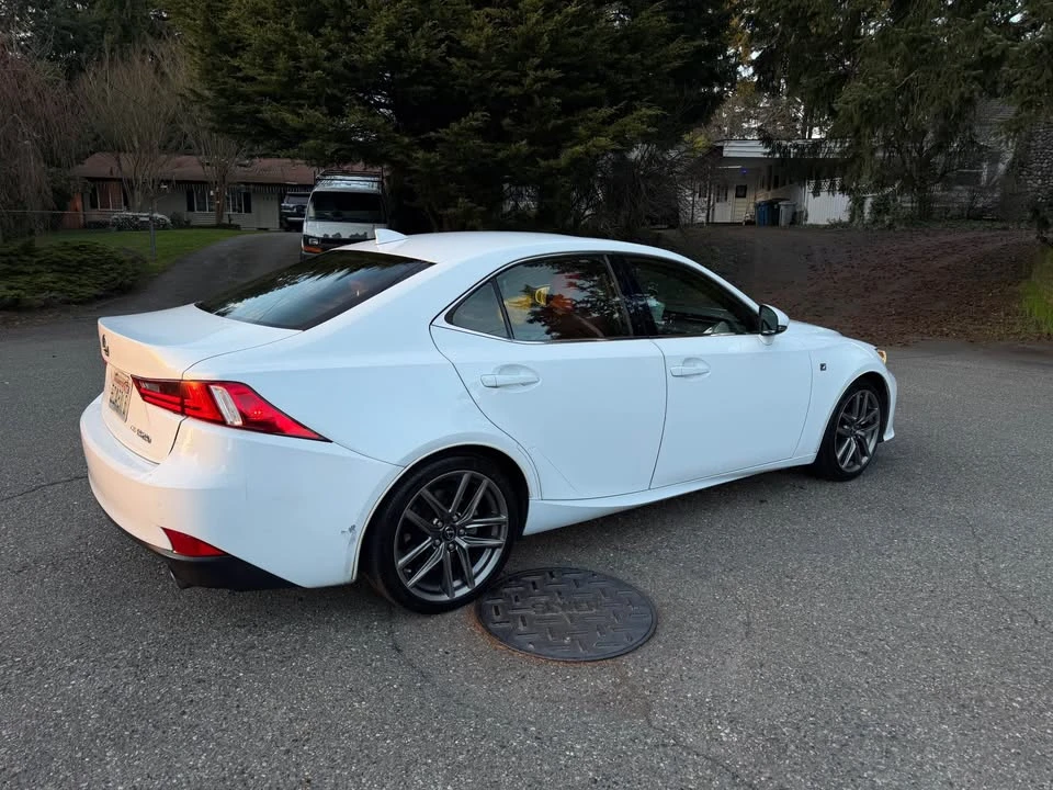 2014 Lexus IS 3rd Gen - Image 4 of 9