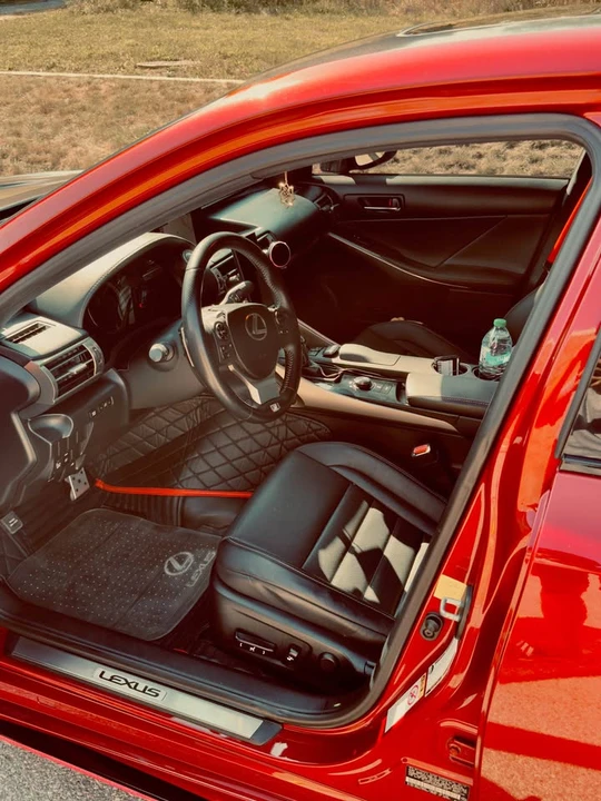 2014 Lexus IS 3rd Gen - Image 13 of 20