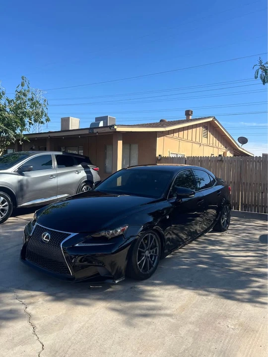 2014 Lexus IS 3rd Gen - Image 6 of 8