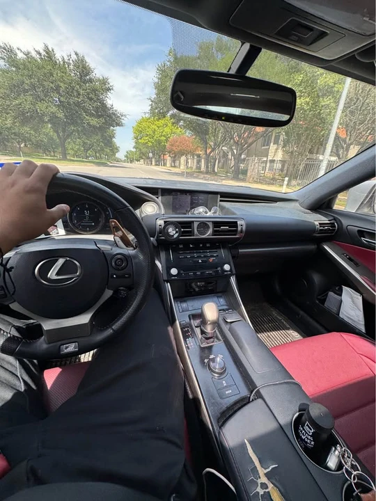 2014 Lexus IS 3rd Gen - Image 5 of 8