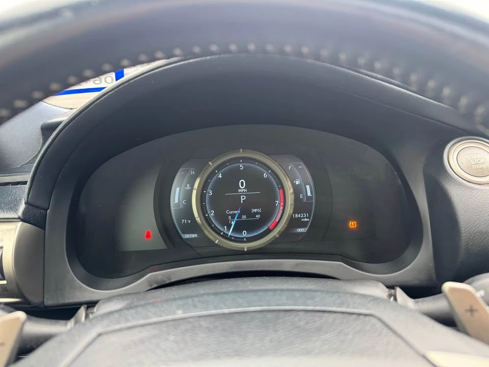 2014 Lexus IS 3rd Gen - Image 15 of 17