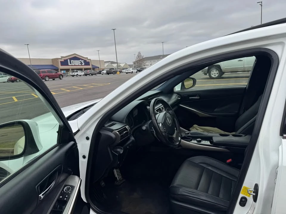 2014 Lexus IS 3rd Gen - Image 12 of 17