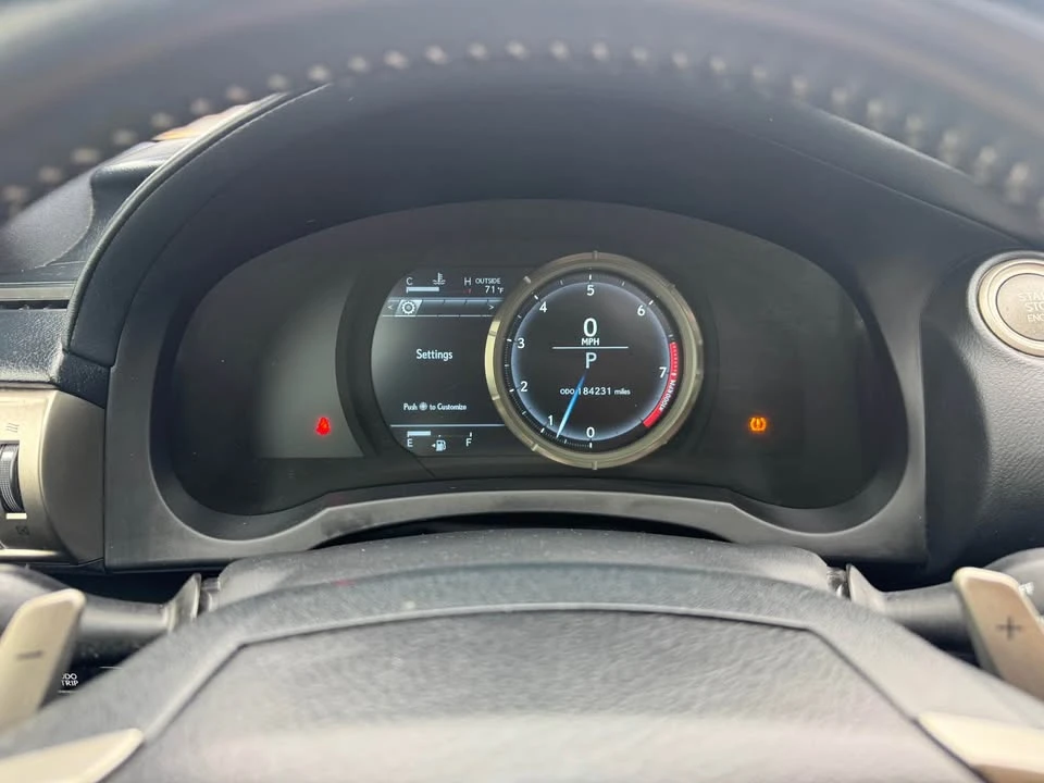 2014 Lexus IS 3rd Gen - Image 16 of 17
