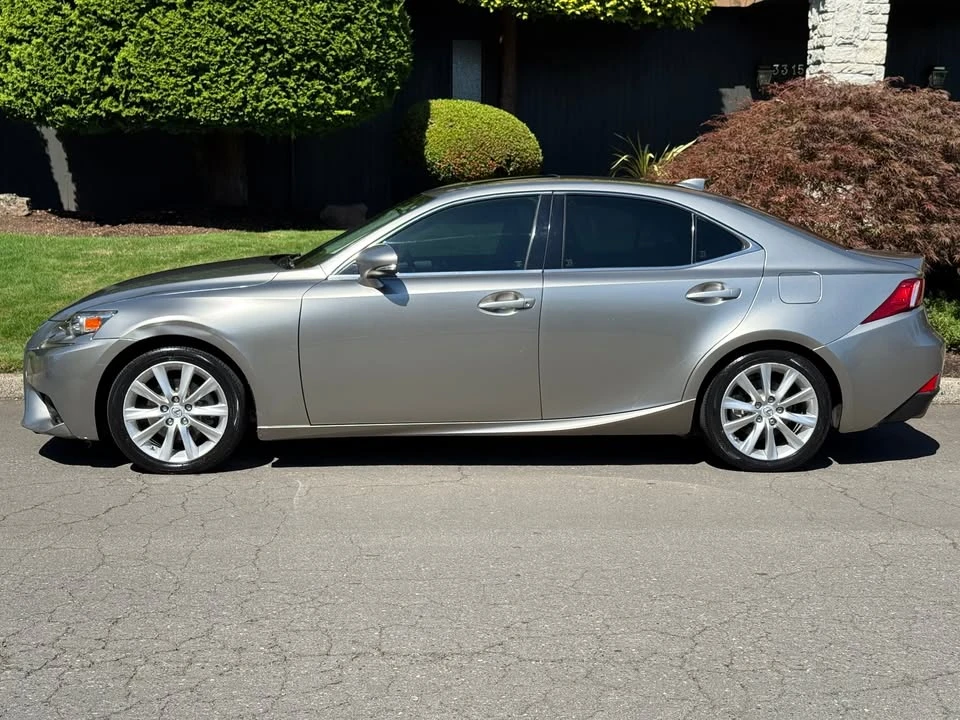 2014 Lexus IS 3rd Gen - Image 2 of 20