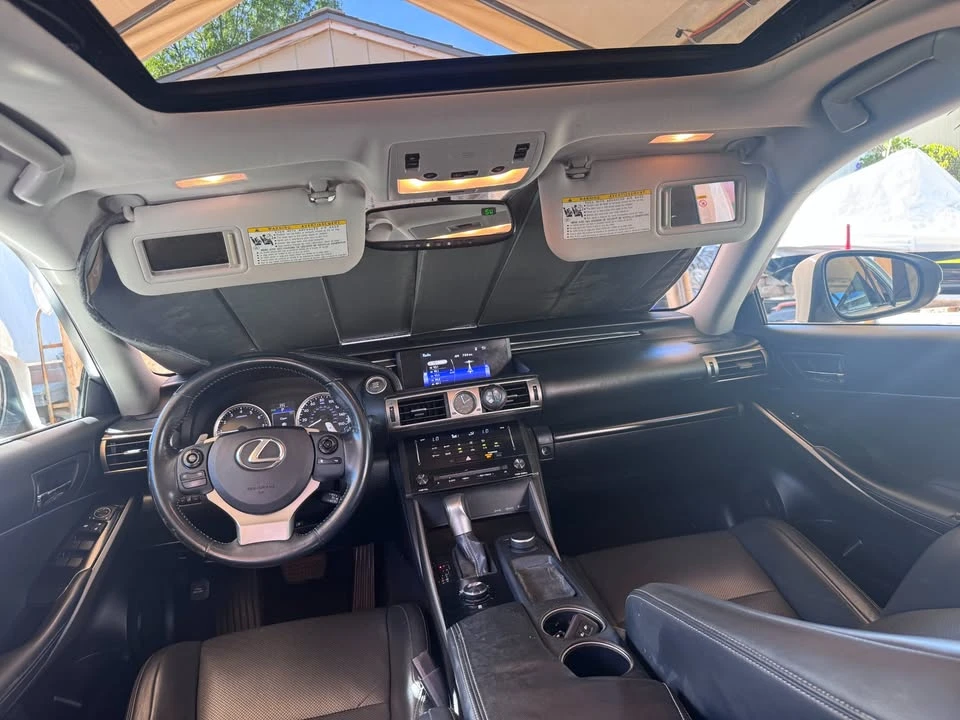 2014 Lexus IS 3rd Gen - Image 17 of 20