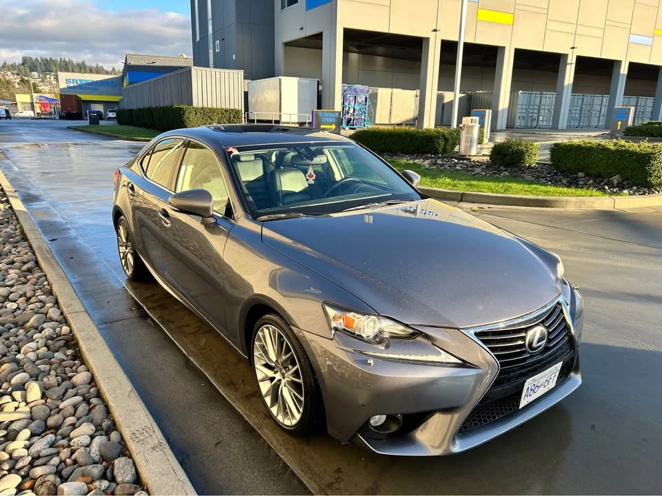 2014 Lexus IS 3rd Gen - Image 4 of 10