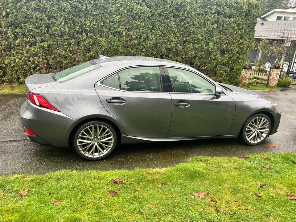 2014 Lexus IS 3rd Gen - Image 8 of 10