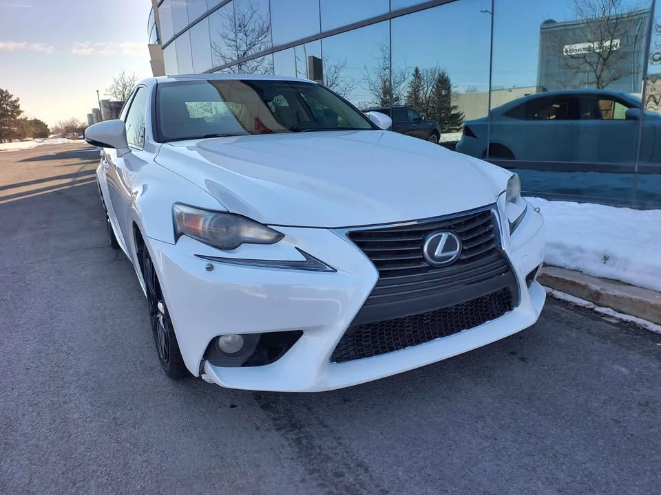 2014 Lexus IS 3rd Gen - Image 17 of 18