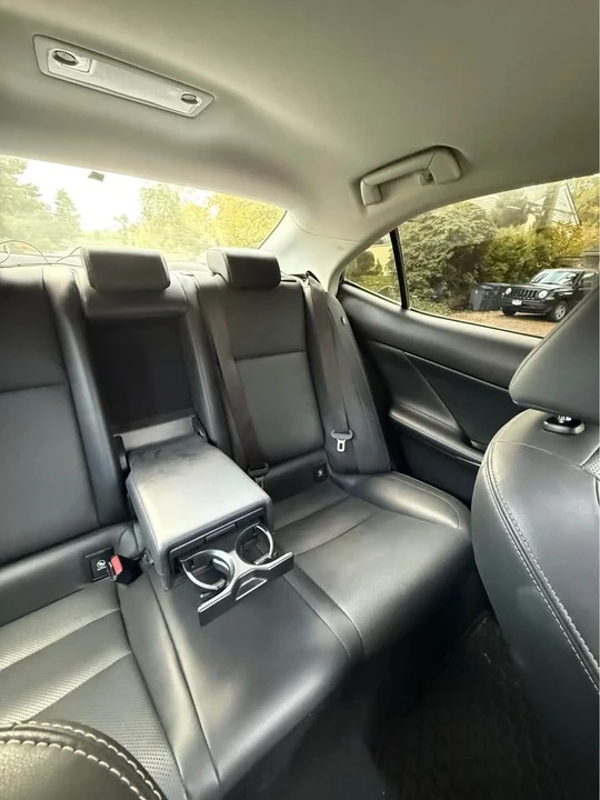 2014 Lexus IS 3rd Gen - Image 19 of 20