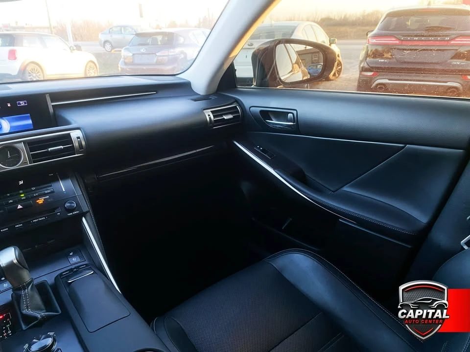 2014 Lexus IS 3rd Gen - Image 17 of 20