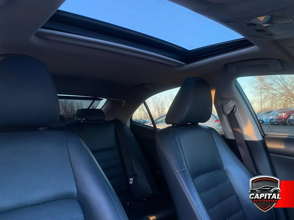 2014 Lexus IS 3rd Gen - Image 16 of 20