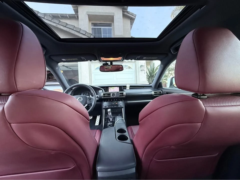 2014 Lexus IS 3rd Gen - Image 4 of 10