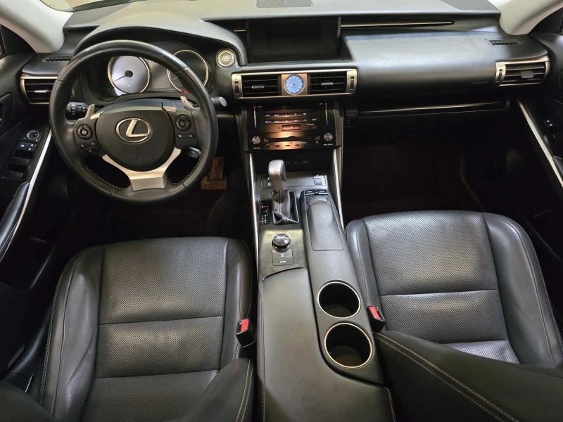 2014 Lexus IS 3rd Gen - Image 4 of 16
