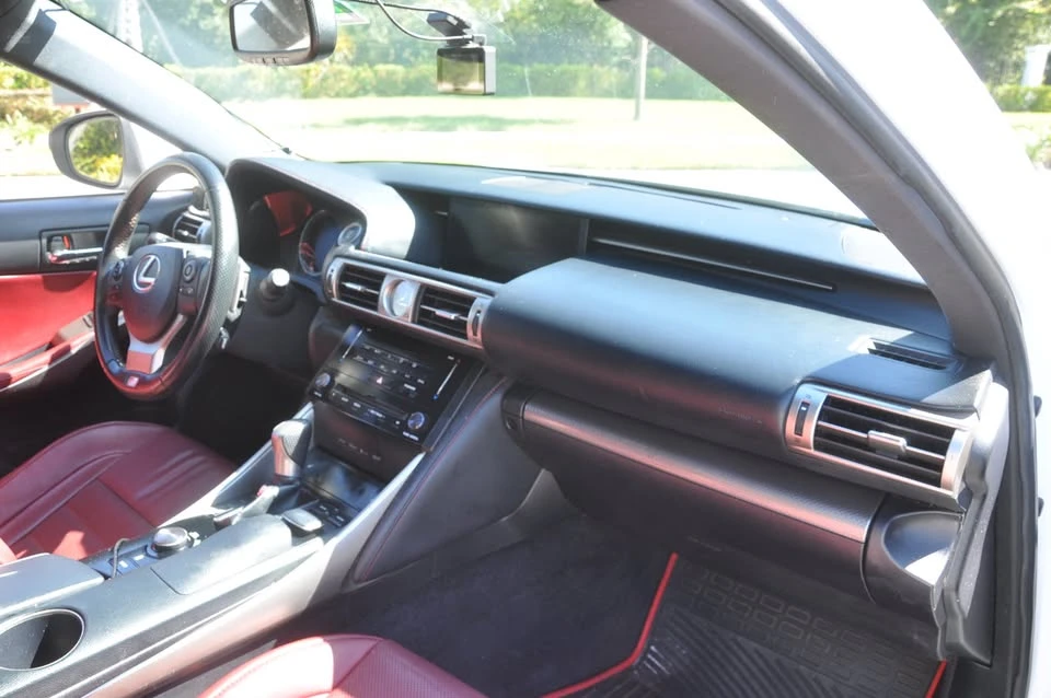 2014 Lexus IS 3rd Gen - Image 15 of 20