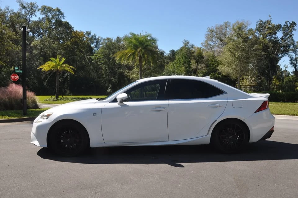 2014 Lexus IS 3rd Gen - Image 4 of 20