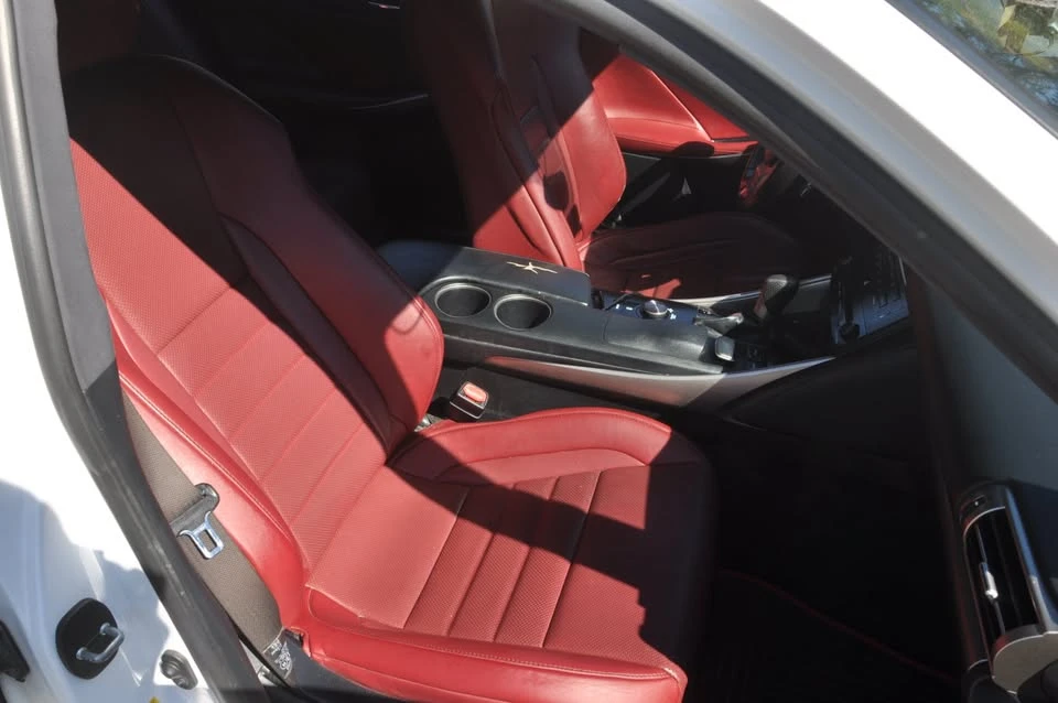 2014 Lexus IS 3rd Gen - Image 16 of 20