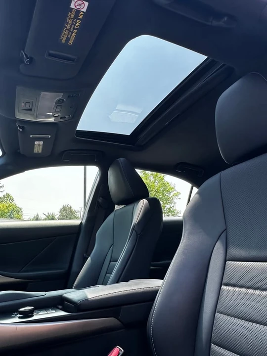 2014 Lexus IS 3rd Gen - Image 7 of 9