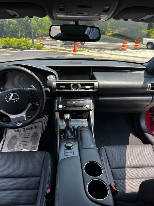 2014 Lexus IS 3rd Gen - Image 7 of 11
