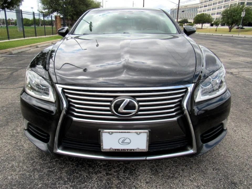 2014 Lexus LS 4th Gen - Image 2 of 19