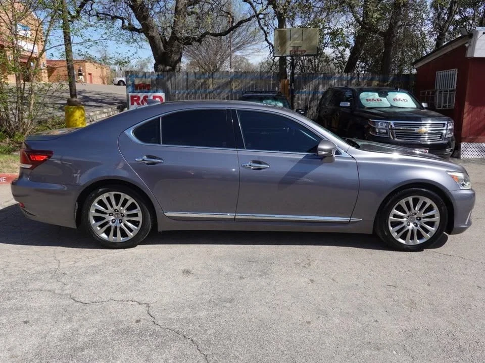 2014 Lexus LS 4th Gen - Image 6 of 9