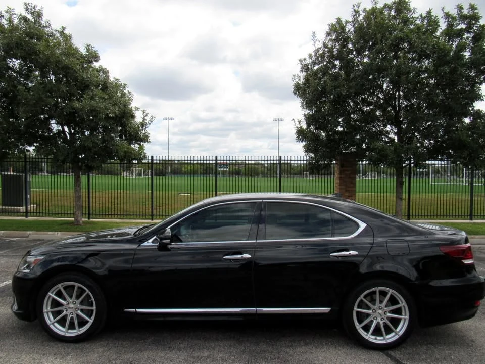 2014 Lexus LS 4th Gen - Image 8 of 19