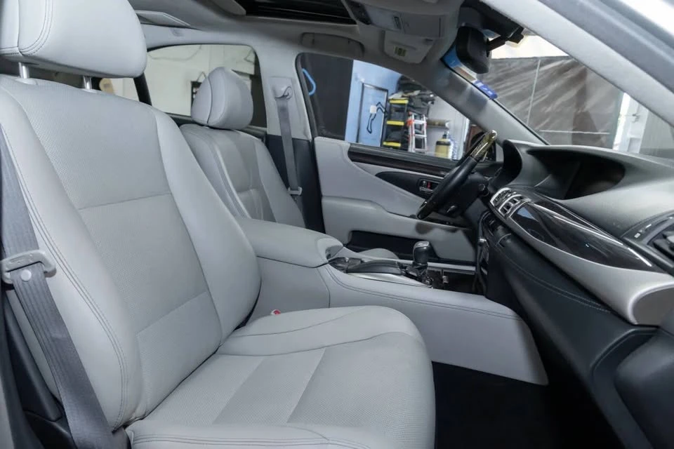 2014 Lexus LS 4th Gen - Image 20 of 20