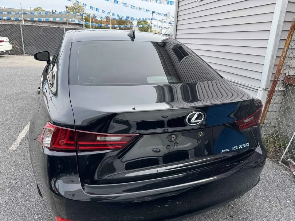 2014 Lexus LS 4th Gen - Image 3 of 6