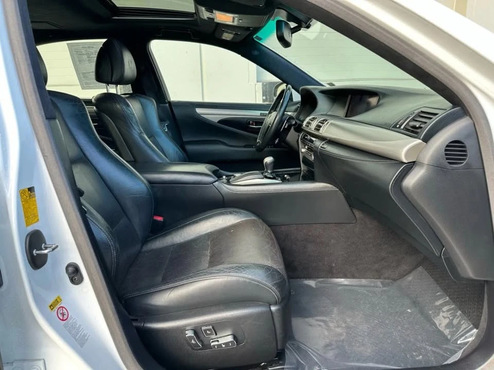 2014 Lexus LS 4th Gen - Image 14 of 20