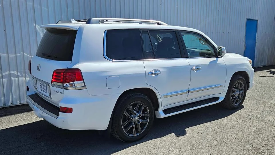 2014 Lexus LX 3rd Gen - Image 4 of 20