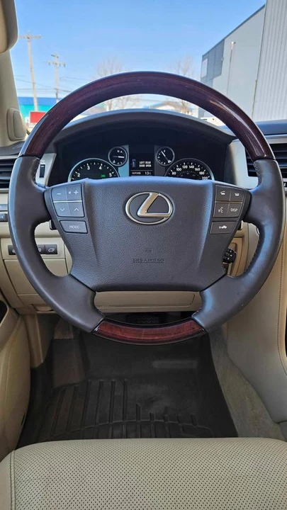 2014 Lexus LX 3rd Gen - Image 9 of 20