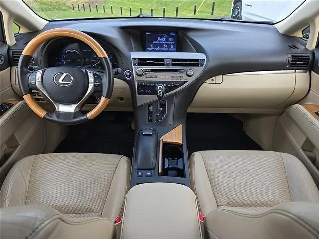 2014 Lexus RX 3rd Gen - Image 9 of 16