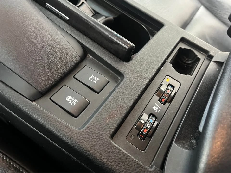 2014 Lexus RX 3rd Gen - Image 6 of 10