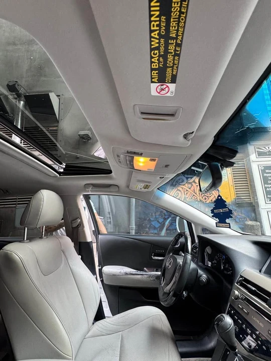 2014 Lexus RX 3rd Gen - Image 16 of 19