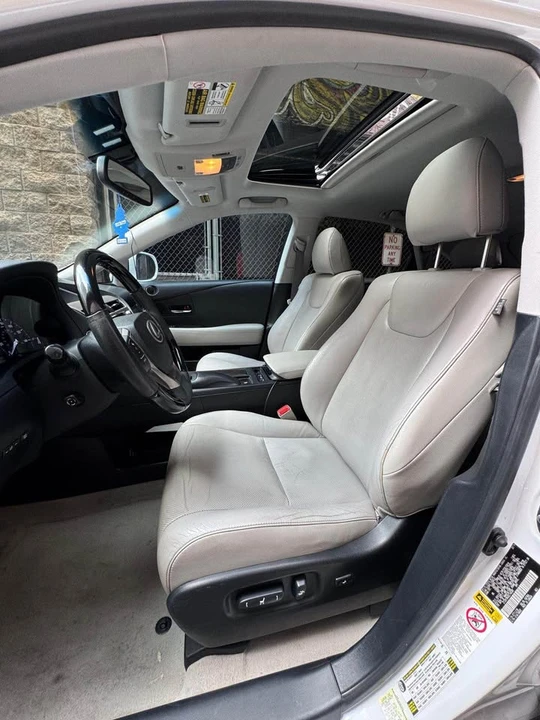 2014 Lexus RX 3rd Gen - Image 14 of 19