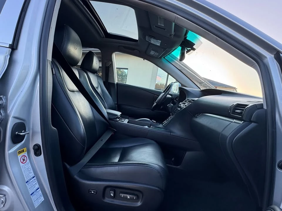2014 Lexus RX 3rd Gen - Image 12 of 20