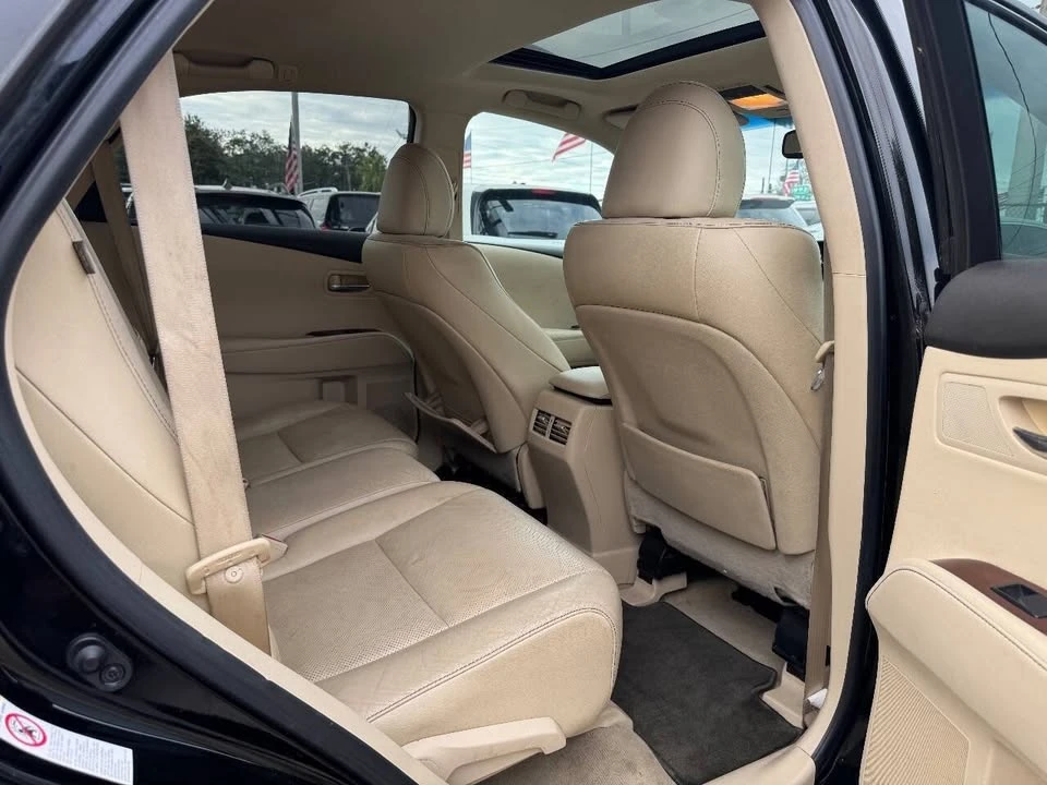 2014 Lexus RX 3rd Gen - Image 17 of 19