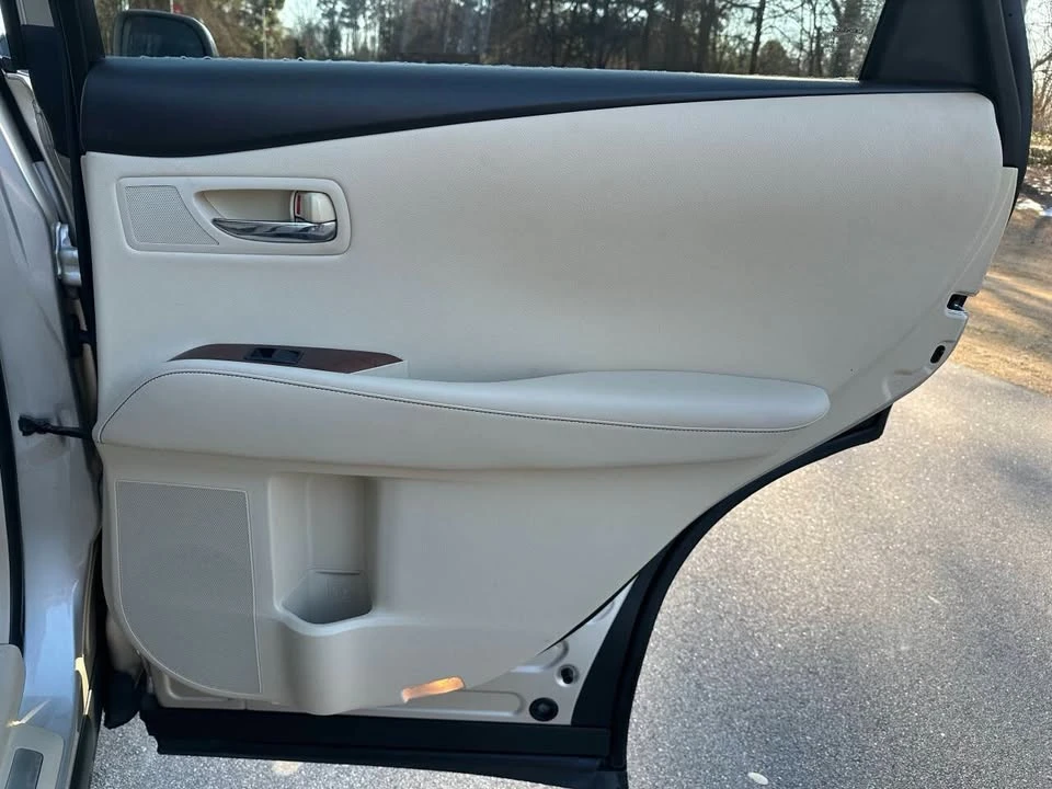 2014 Lexus RX 3rd Gen - Image 18 of 20