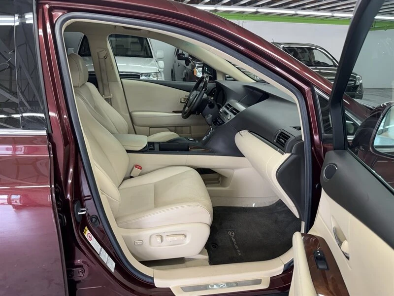 2014 Lexus RX 3rd Gen - Image 14 of 20