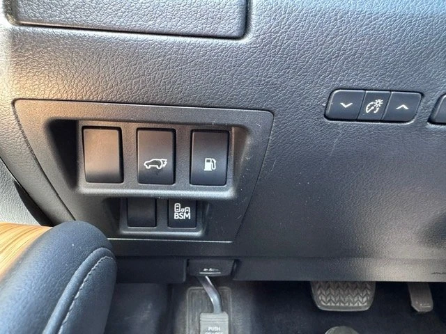 2014 Lexus RX 3rd Gen - Image 19 of 20