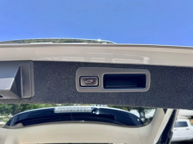 2014 Lexus RX 3rd Gen - Image 17 of 20